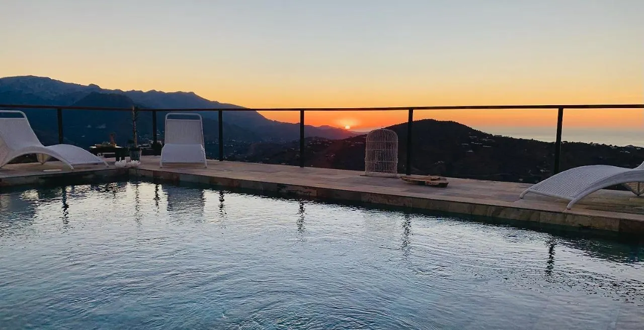 Mentirosanata Villa Malaga
